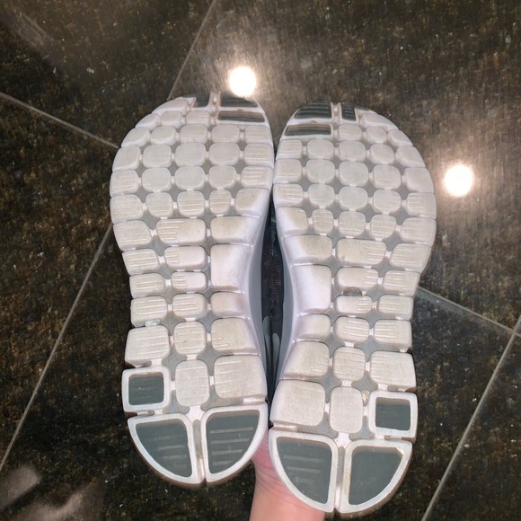 ✨NIKE runners✨ - Picture 5 of 5